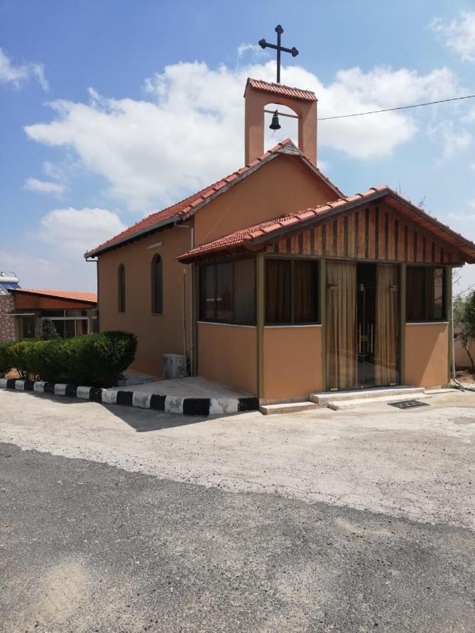 Madaba Camp Resort Екстериор снимка