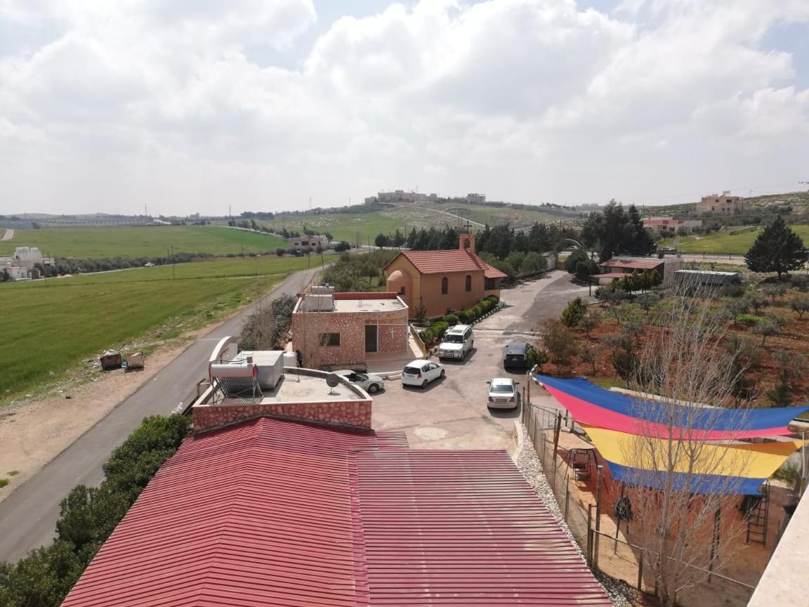 Madaba Camp Resort Екстериор снимка