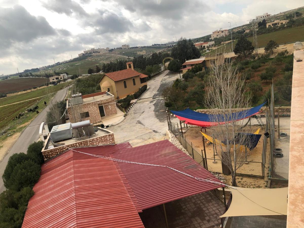 Madaba Camp Resort Екстериор снимка
