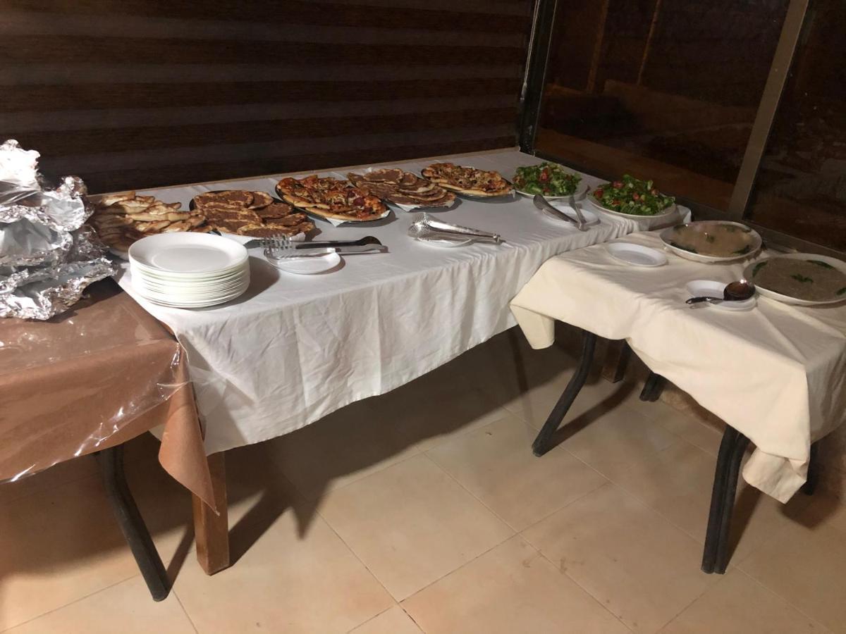 Madaba Camp Resort Екстериор снимка